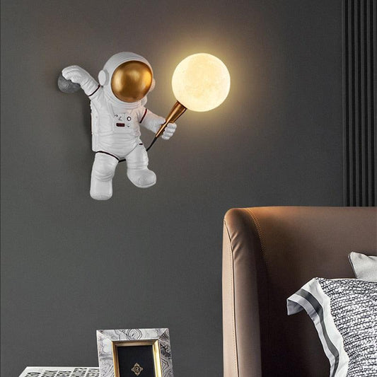 Astronaut Moon LED Lamp Decoration - SOFAVORITE