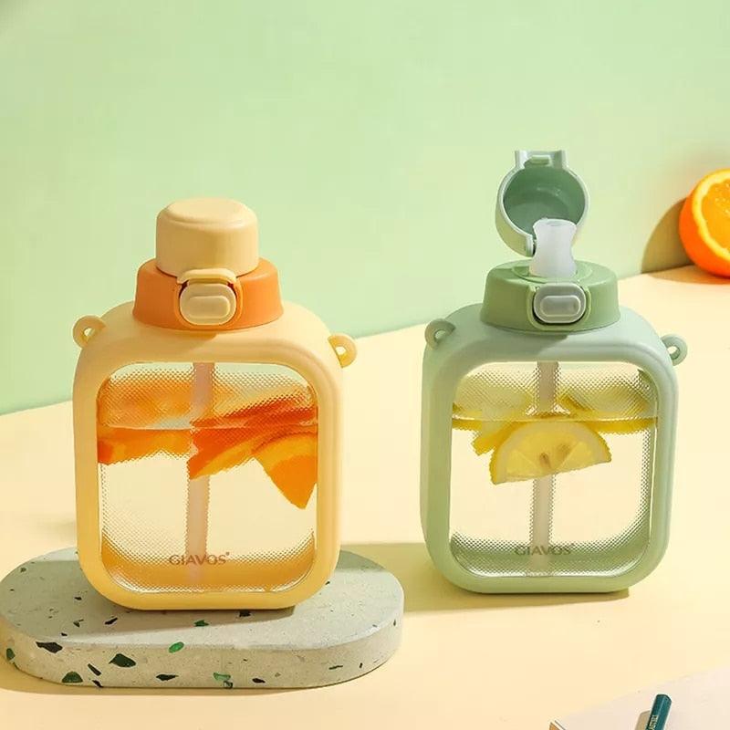 Cute Square Flat 700 ML Water Bottle - SOFAVORITE